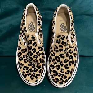 Vans cheetah or leopard sneakers